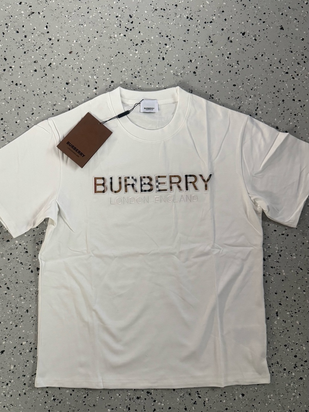 white logo burb shirt